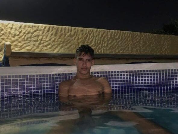 Boy_Slim18