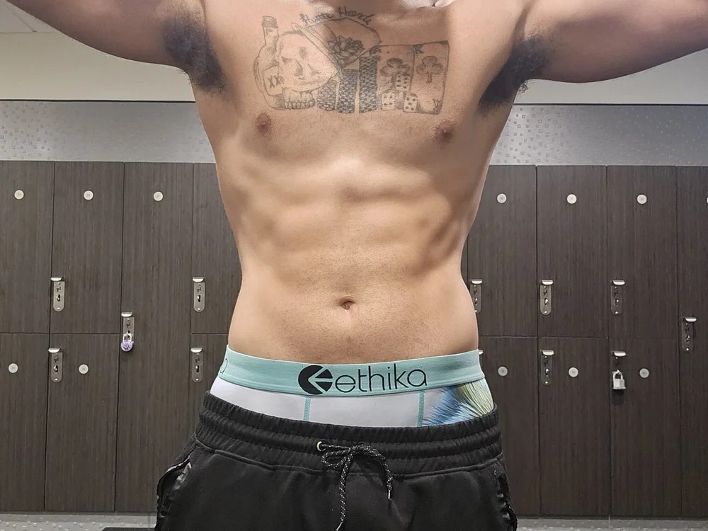 Bustinnuts69