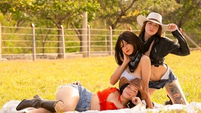 cowgirls