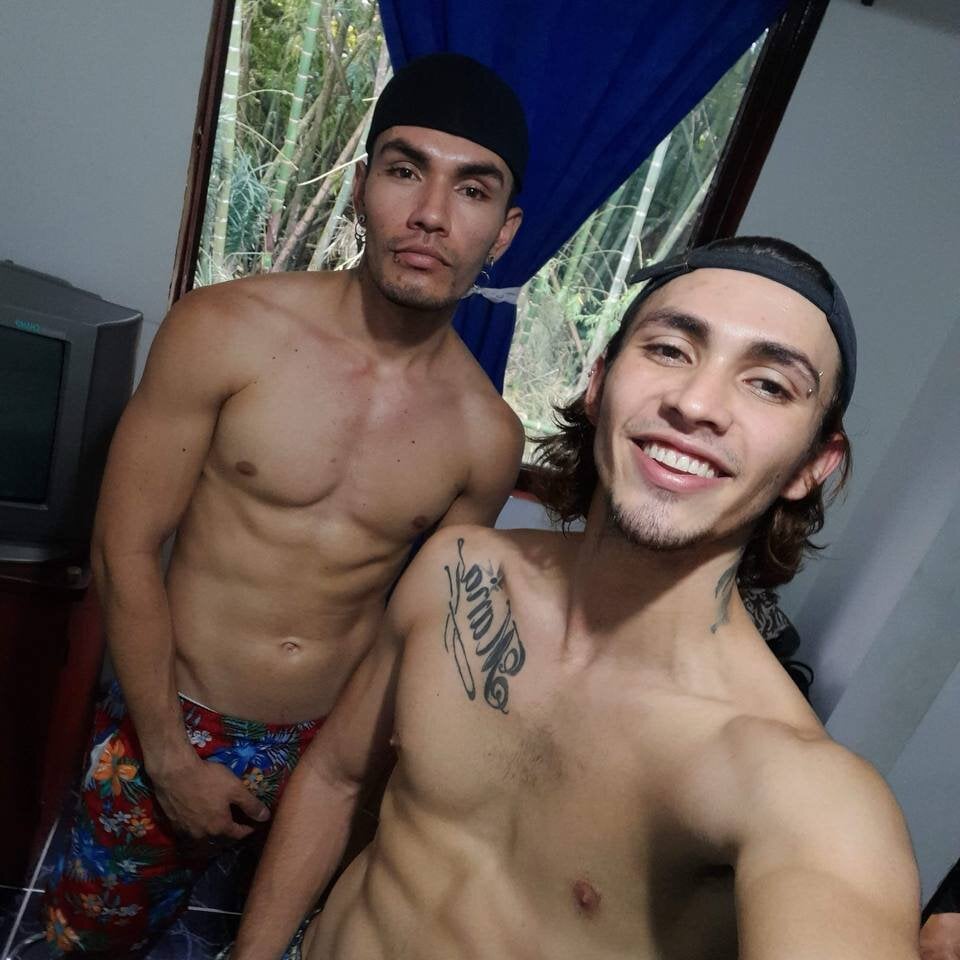 Hot_Sharks_