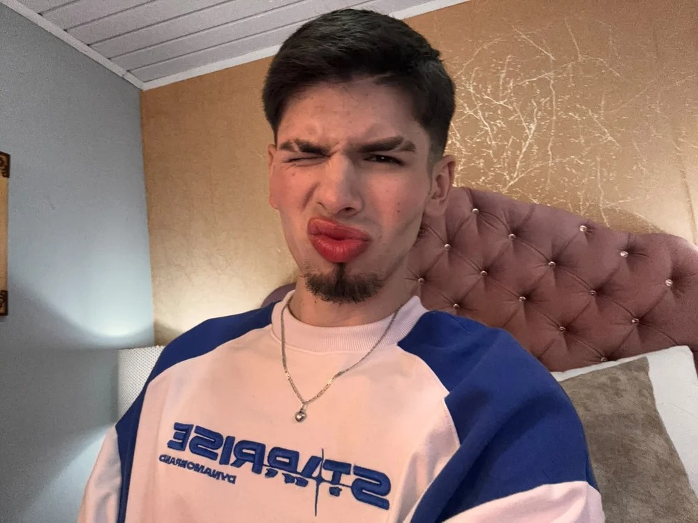 MaxFoxx