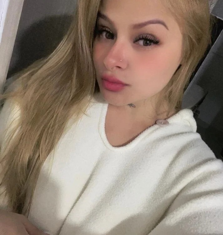 Velvet_Moon