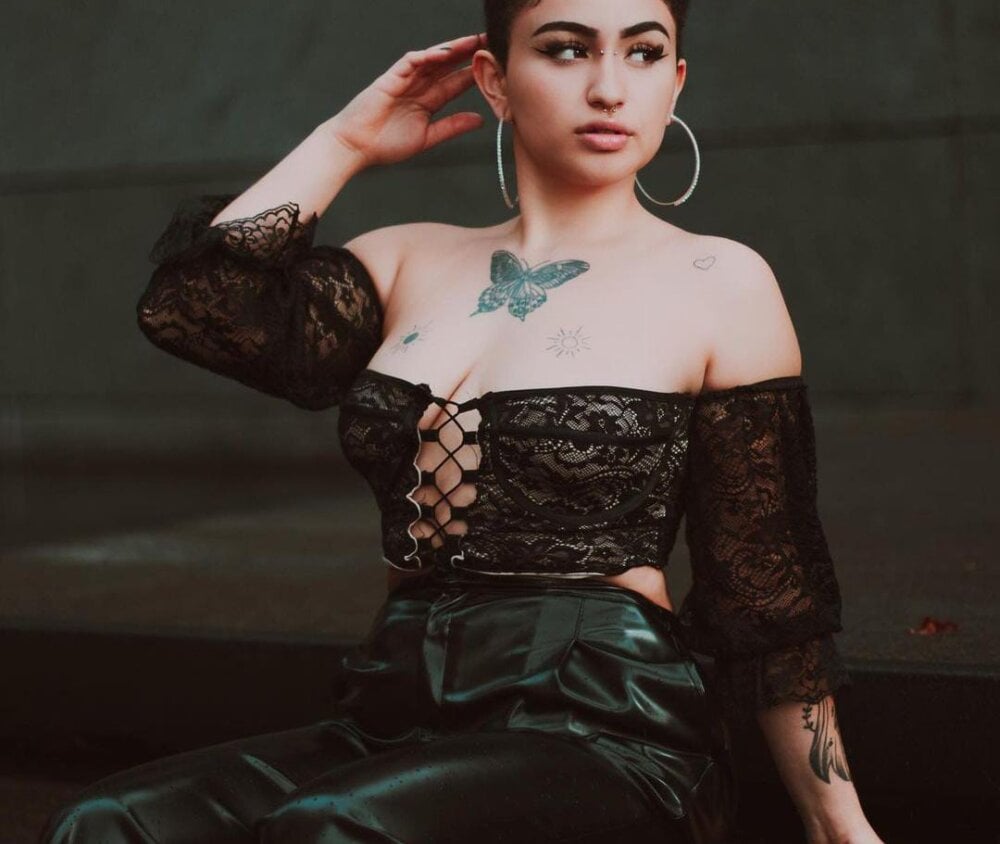 bella-green