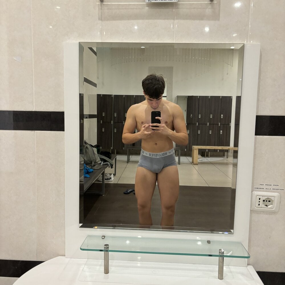 italianboyyy19